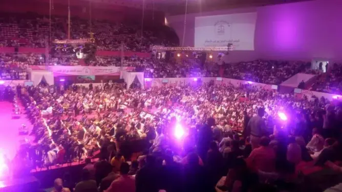 “قربلة” في أول يوم من جلسات مؤتمر حزب الاستقلال وسقوط 3 جرحى