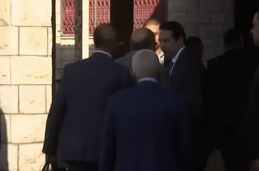 حكومة الوفاق تعقد أول اجتماع لها منذ ثلاث سنوات في غزة