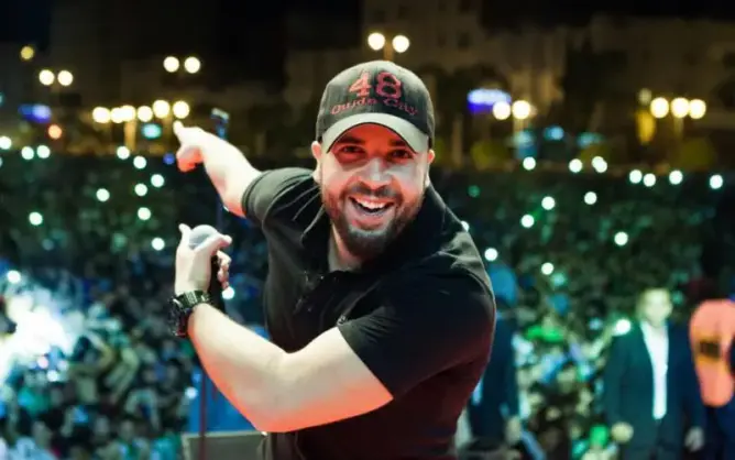 هل يحضر الدوزي فعاليات مهرجان “أكبار” ببوجدور؟