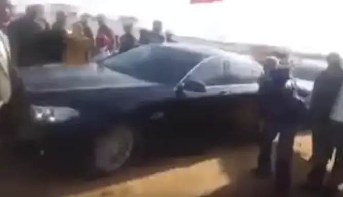 بعد تازة.. أساتذة يحاصرون حصاد بآسفي ويرفعون في وجهه “ارحل” (فيديو)