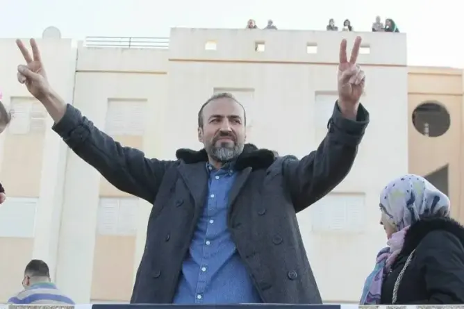 نقل جلول والأبلق للمستشفى بعد دخولهما في غيبوبة بسبب الإضراب عن الطعام