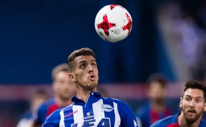 المغربي فضال يتراجع عن قرار اعتزاله اللعب دوليا