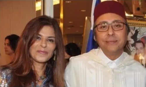 سرقة سيارة السفير المغربي في اليونان بحضور زوجته سميرة سطايل