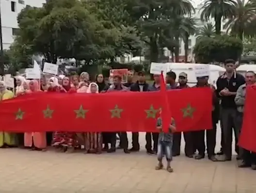 “التشرد” يلاحق ساكنة دوار بعين عودة ويخرجها للاحتجاج بالرباط