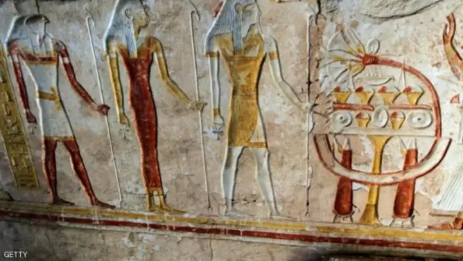 مصر.. اكتشاف “رأس ملكية” عمرها 4 آلاف عام