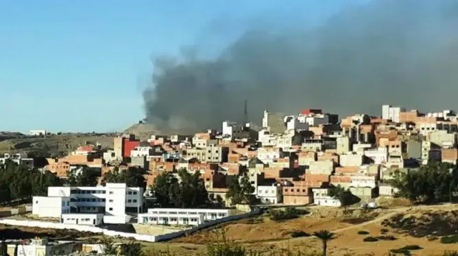 احتجاجات بطنجة ضد مطرح نفايات ومواطن يخلق الحدث بمجلس المدينة
