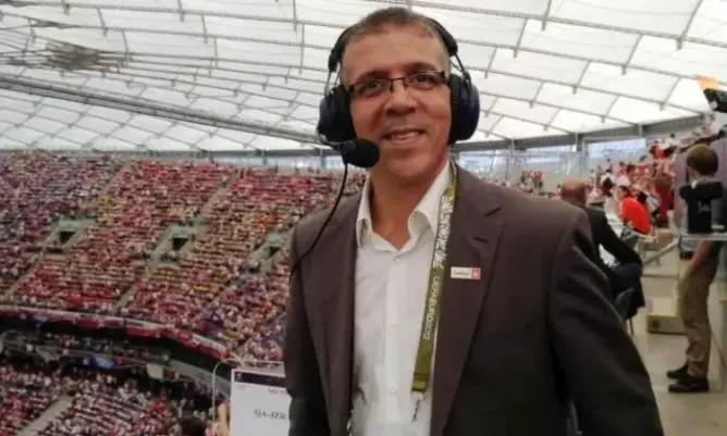 صحافي جزائري يهاجم وزير خارجية بلاده بسبب تصريحه ضد المغرب