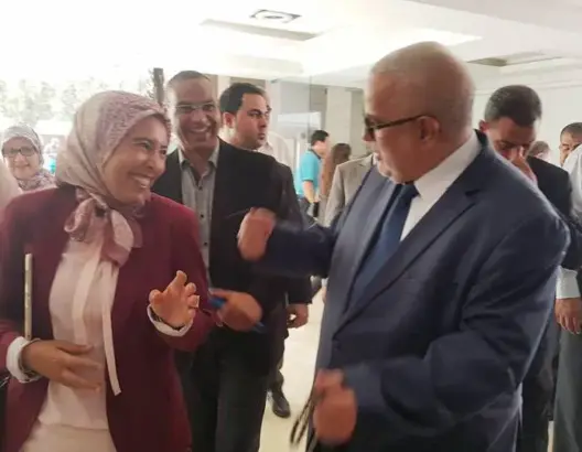بنكيران لماء العينين: نزع الحجاب شَأنك وليس شرطا للانخراط في الحزب