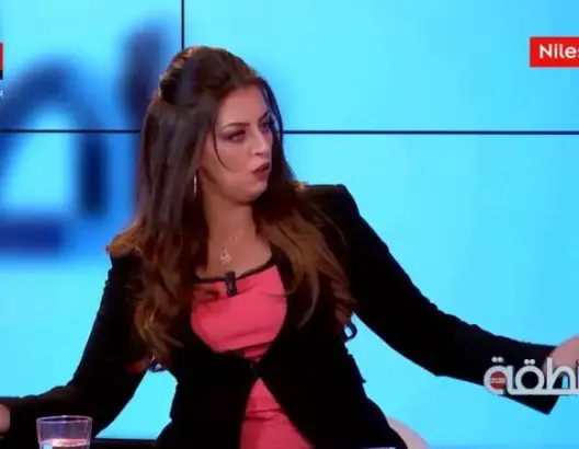 أمل صقر تفجرها ممثل مغربي مشهور قال ليا: “إلى مشيتي معايا، غدا توقعي الكونطرا