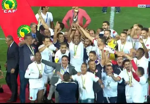 الوداد .. طريق طويل قبل الصعود لمنصة التتويج