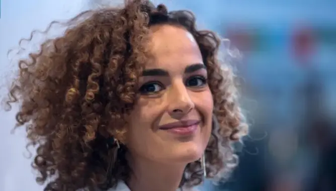 ماكرون يعين مغربية ممثلة شخصية له بالمجلس الدائم للفرنكوفونية