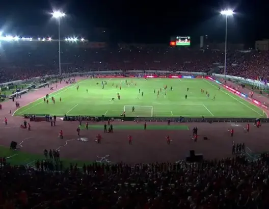 الفيديو الذي يبحث عنه الجميع من مباراة الوداد والأهلي… زيد الصوت وتمتع