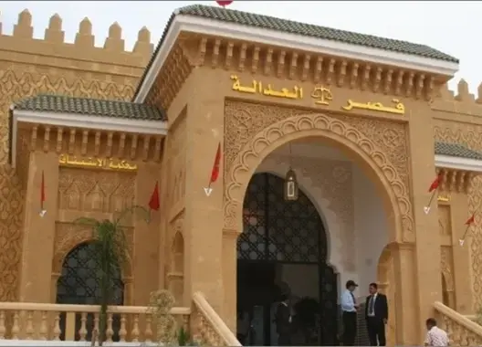 إصابة قضاة وموظفين بكورونا تتسبب في تعليق الجلسات بقصر العدالة بالرباط