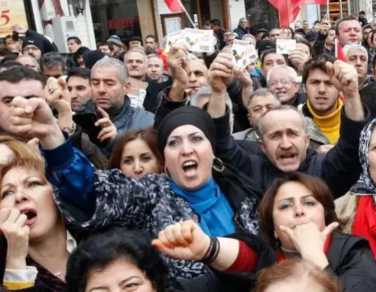 حركة النسوية في المجتمع العربي                  