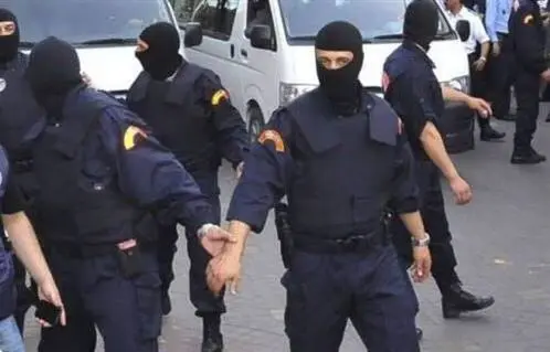 صحف: كومندو أمني يداهم مقهى بمراكش تعود ملكيته لبارون مخدرات