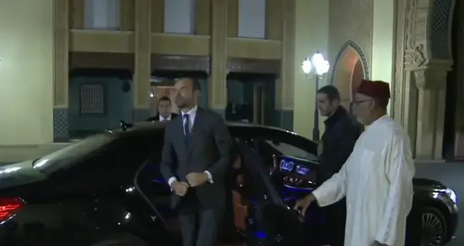 الوزير الأول الفرنسي يبدأ زيارة إلى المغرب