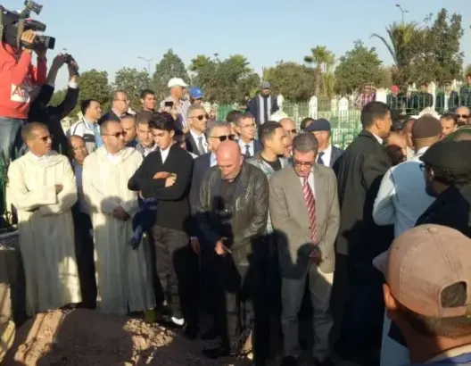 جثمان الاعلامي والكاتب عبد الله شقرون يوارى الثرى بمقبرة الرحمة بالبيضاء
