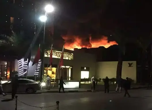 حريق مهول يأتي على محتويات مطعم مشهور بمراكش