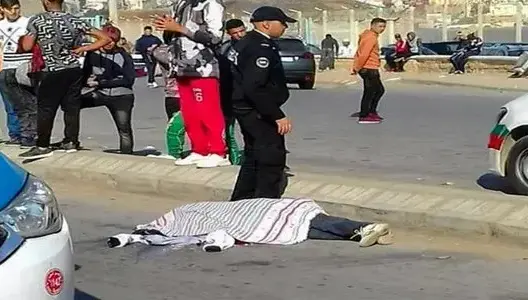 فاجعة .. مقتل قاصر حاول التسلل تحت حافلة دولية نحو سبتة (فيديو)