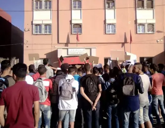 اعتقال الدرك الملكي لتلميذ باشتوكة يثير غضب زملائه