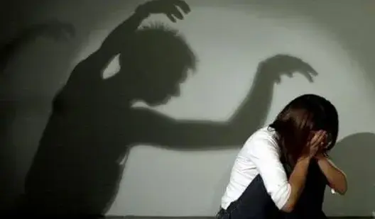 “لوموند” تكشف جديد التحرش بتلميذات في ثانوية “فيكتور هيجو” بمراكش