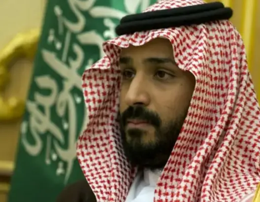 تقرير فرنسي: طموح بنسلمان يتجاوز كرسي الملك بالسعودية