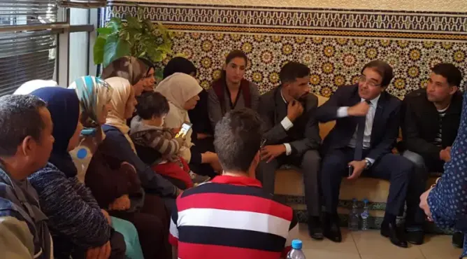 وزارة بنعتيق تطمئن عائلات مغاربة محتجزين بليبيا حول مصيرهم