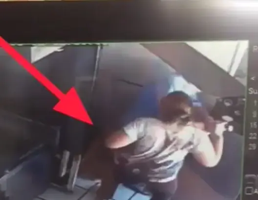 بالفيديو: سيدة تتحرش جنسياً بشاب وتحاول اغتصابه ثم تسلبه ماله !!