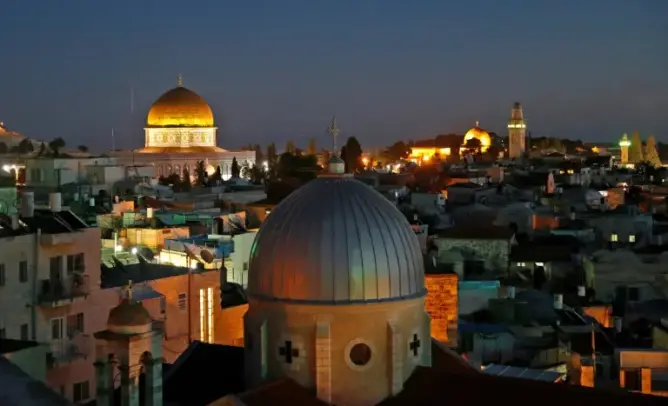 هيئات فنية تتبرأ من مشاركة فنانين مغاربة في “بينالي القدس”