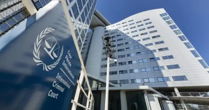 جزائريون يحتجون أمام مقر الأمم المتحدة للتنديد بالاعتقالات التعسفية ببلادهم