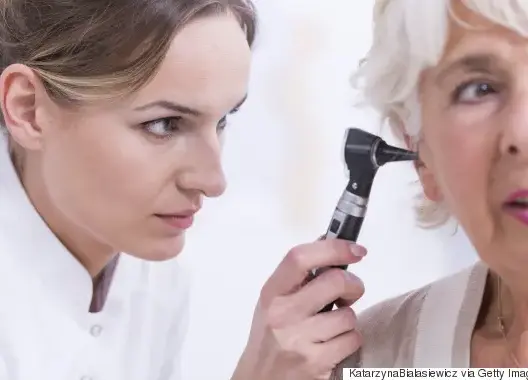 تعرّف على أسباب قوة الأذن اليمنى إذا كان عقلك مشغولاً!