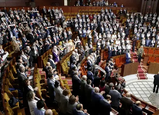 وزارة الخلفي: 70% من قوانين الحكومة صادق عليها البرلمان بالإجماع