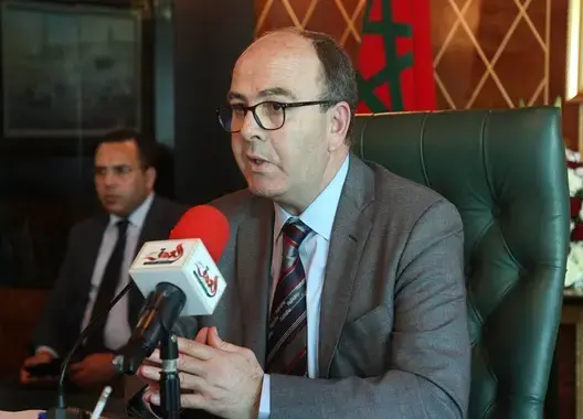 بنشماش يتبرأ من مقاضاة صحافيين ويرمي الكرة بملعب بنعزوز والرميد