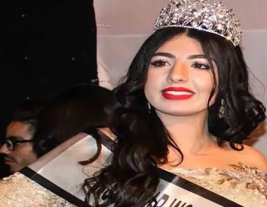 مغربية تتفوق على ممثلة 16 دولة عربية وتتوج “ملكة جمال العرب” (صورة)
