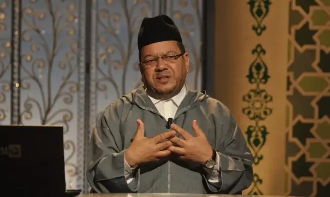 هذا ماقاله مصطفى بنحمزة عن استئناف صلاة الجمعة بالمساجد (فيديو)