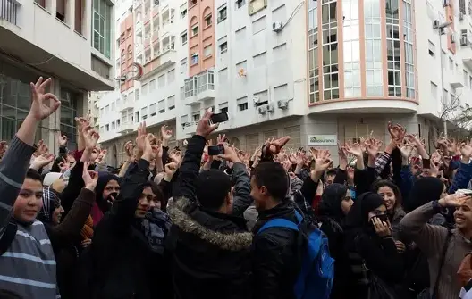 جمعيات آباء التلاميذ تقرر النزول للشوارع رفضا لـ”إلغاء مجانية التعليم”