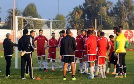 رئيس الجامعة يحفز منتخب المحليين في “الشان 2018”