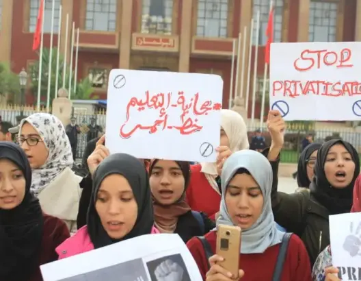 نقابة تعليمية تطالب أمزازي باستئناف الحوار القطاعي.. وهذه التفاصيل