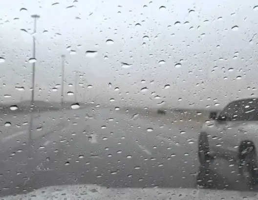 تزامنا مع موجة الحرارة بالمغرب.. أمطار غزيرة بمدينتي تازة وأكنول تتجاوز 80 ملم