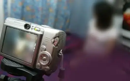 تصوير الفيديوهات الفضائحية ونشرها.. “تقشاب” أم دليلُ غياب الإحترام؟
