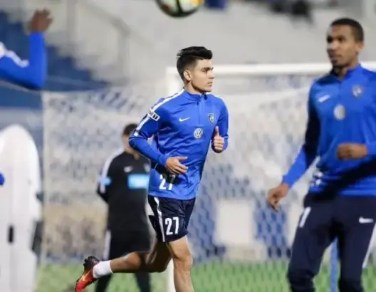 الزمالك يُفرمل عروض الأندية المغربية لأشرف بنشرقي