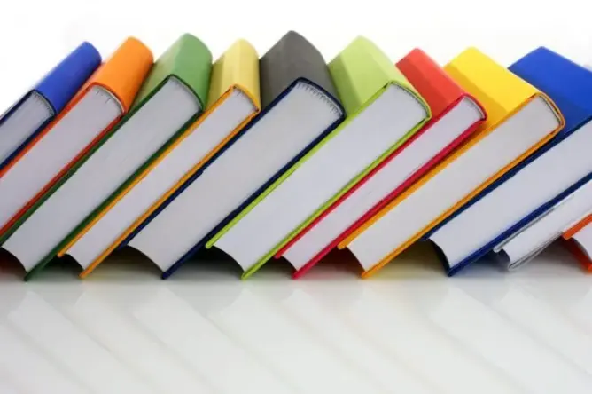 5 قنوات عربية في اليوتيوب مميزة لمراجعة الكتب