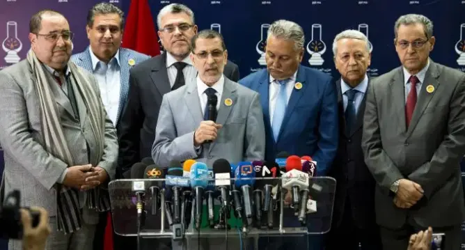 العثماني يعتذر عن “إساءة” وزرائه للمقاطعين ويدعو لطي الصفحة