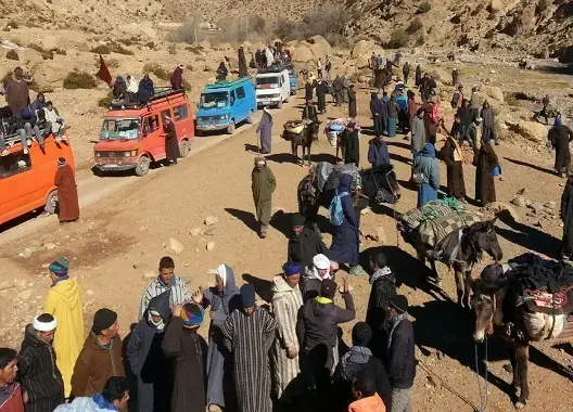 بعد ليلتان في العراء.. قرويون بتنغير يعتزمون نقل احتجاجاتهم للرباط (صور)