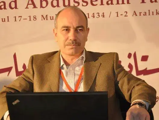 من رئيس مجلس النواب… إلى مفتش للمخيمات
