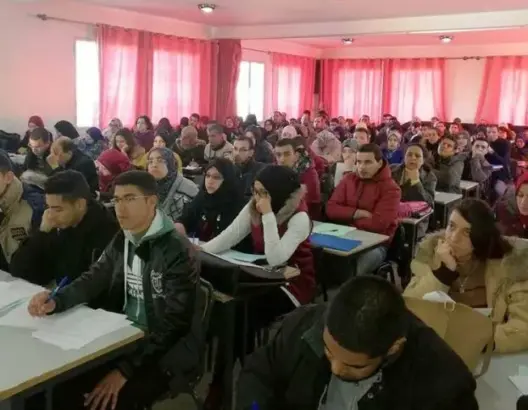 تكوين الأساتذة المتعاقدين “يربك” سير الدراسة بالمؤسسات التعليمية