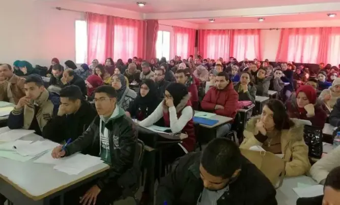 تكوين الأساتذة المتعاقدين “يربك” سير الدراسة بالمؤسسات التعليمية