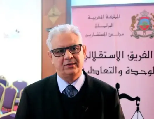 بركة يقصف الحكومة: “فرملت” البلاد .. والاستقلال في الطريق الصحيح