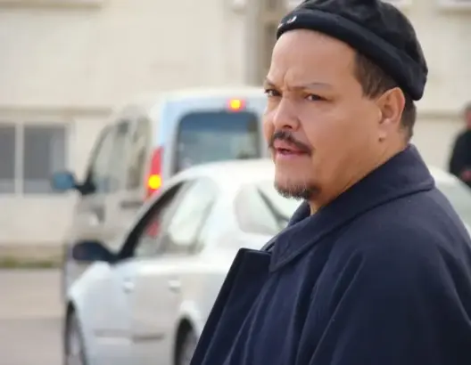 فركوس يستعين بالـ Ai لكتابة سيناريو فيلم.. وناقد: الواقع المغربي لا يُكتب من خارج التجربة