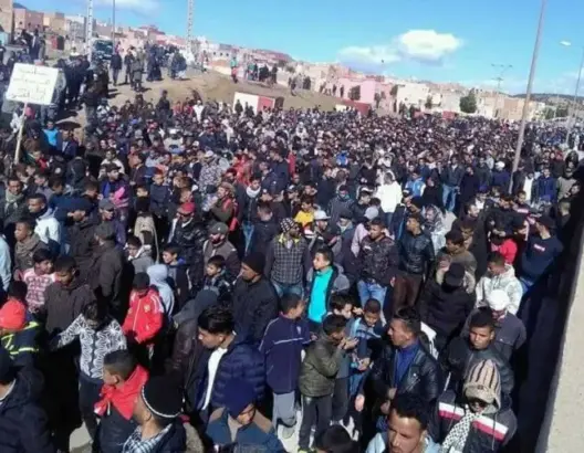 7 معتقلين بجرادة يعانقون الحرية بعد ادانتهم بالحبس موقوف التنفيذ